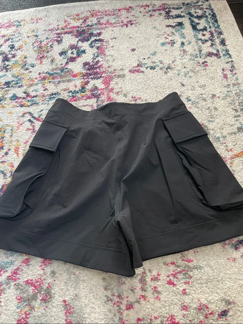 Lululemon Relaxed-Fit Super-High-Rise Cargo Short 4